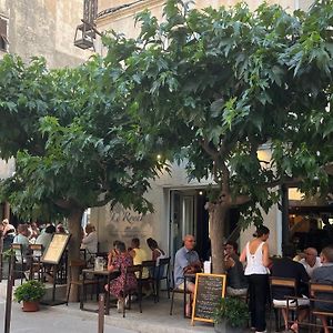 Le Royal Hotel Restaurant
